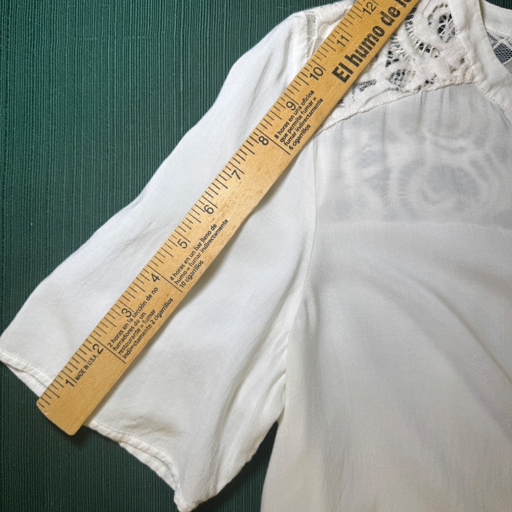 Chicos White Lace Trim Split Neck Tunic Top Women Size 1‎ - Picture 7 of 9